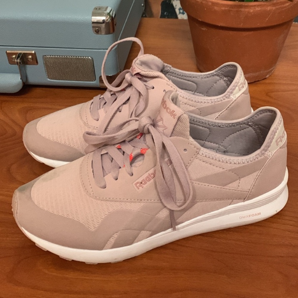 Reebok Sneakers